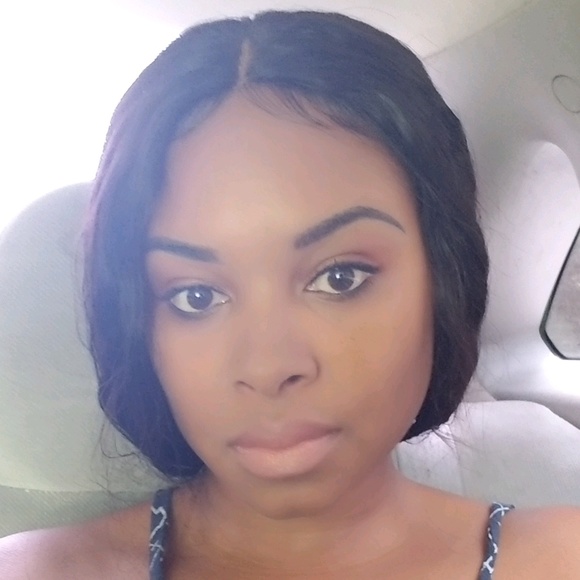 Meet your Posher, Candace - Picture 1 of 1